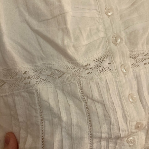 American Eagle Outfitters Cream Lace Blouse - Picture 3 of 8